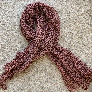 Cheetah print scarf!